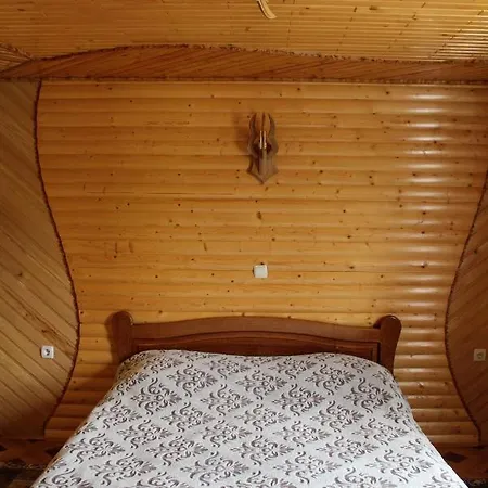 בית הארחה Manor 