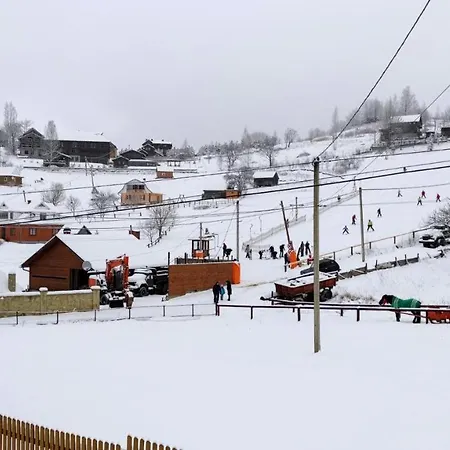 Manor U Bervinovy Jaremče