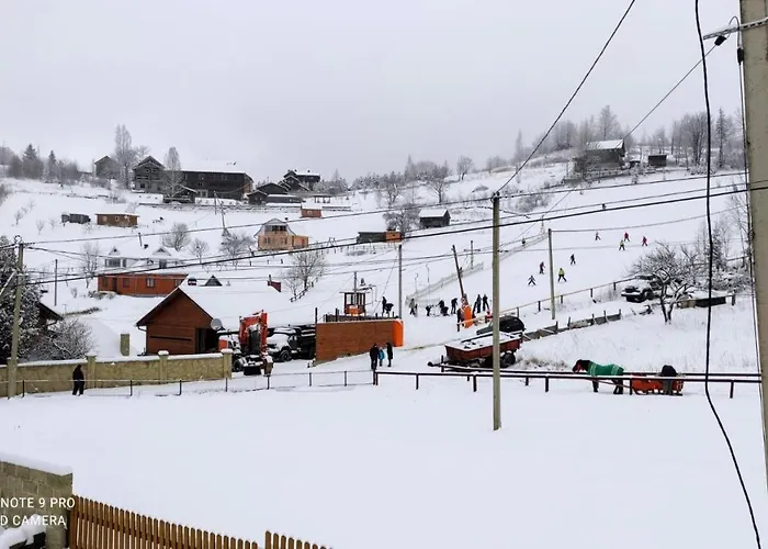 Manor U Bervinovy Jaremče